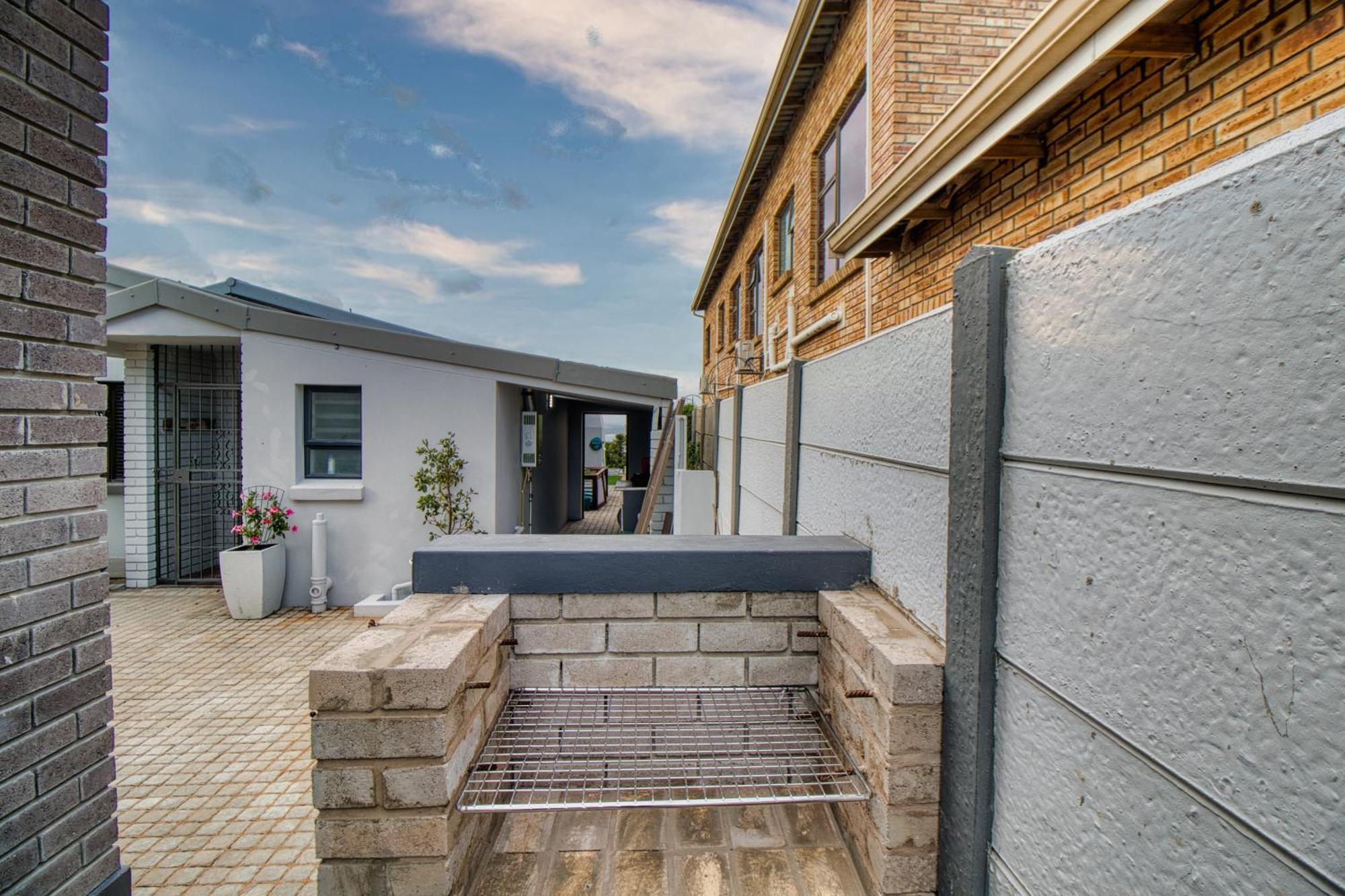 Blessed At Bay Spekboom Self Catering Apartment